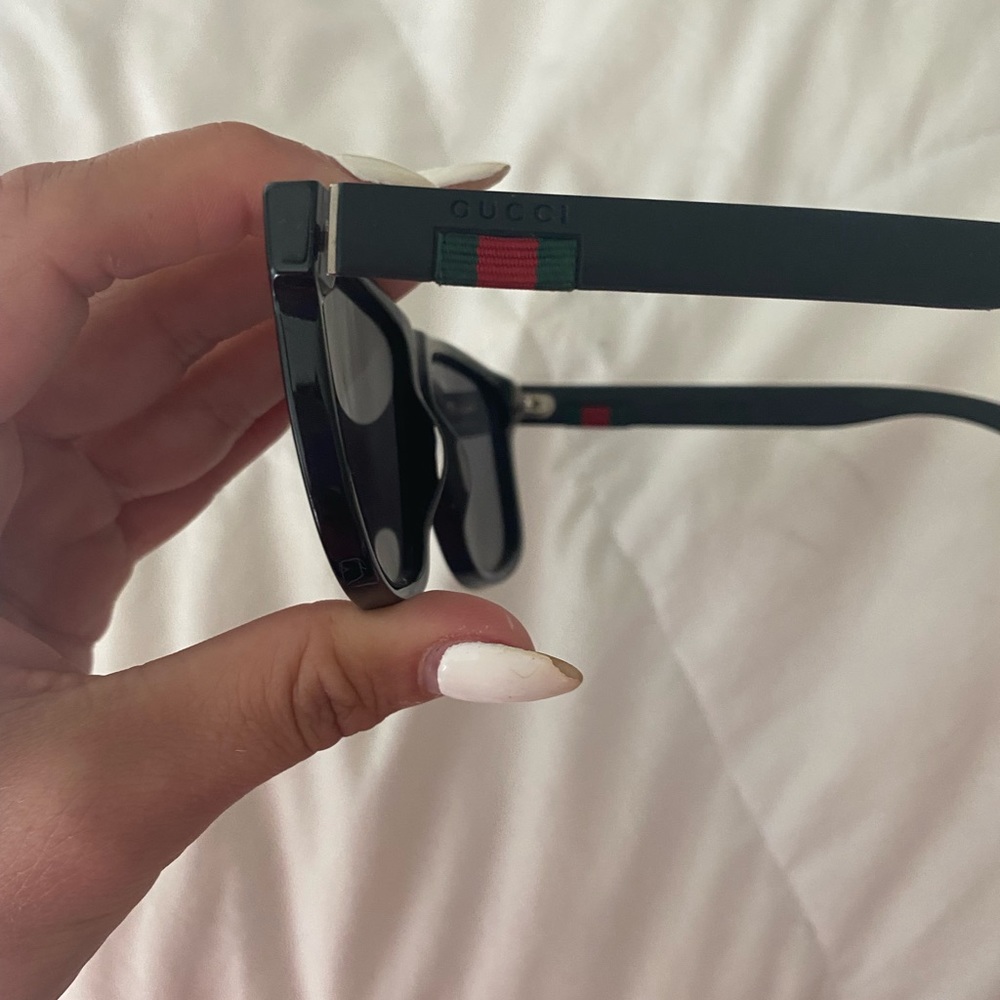 Men’s Gucci sunglasses